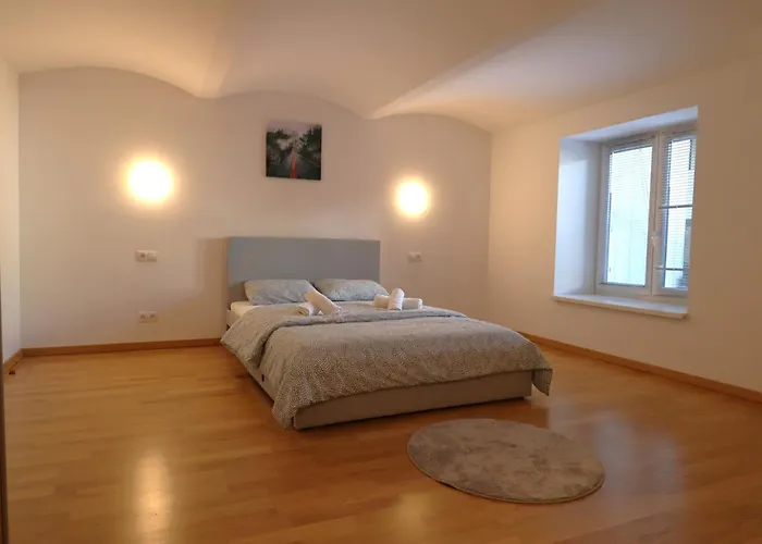 Apartmán Luxurioeses Duplex 130m2 *